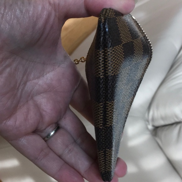 Louis Vuitton mini pouchette and keyholder Damier - Picture 5 of 8